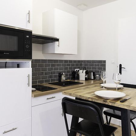 Segre Centre ✰ Studio ✰ 24M² ✰ Cuisne ✰ Wifi ✰ Tout Neuf! Buitenkant foto
