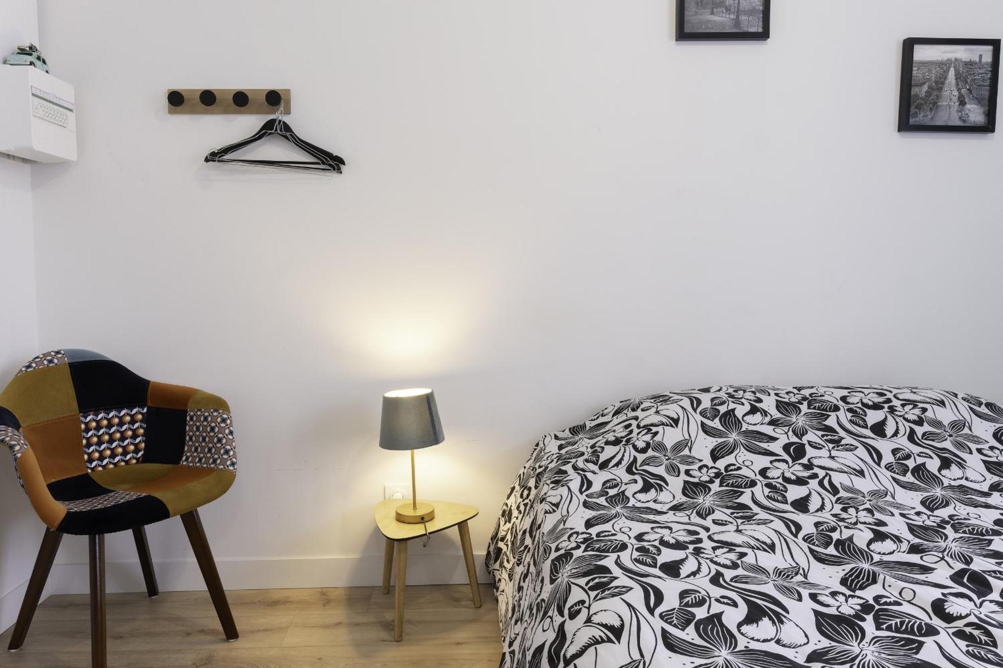 Segre Centre ✰ Studio ✰ 24M² ✰ Cuisne ✰ Wifi ✰ Tout Neuf! Buitenkant foto